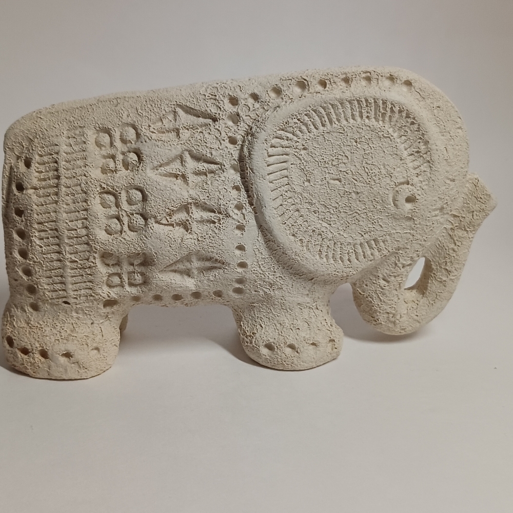 Flavia Montelupo for Bitossi Elephant Unglazed Sculpture Figurine Italy Textured